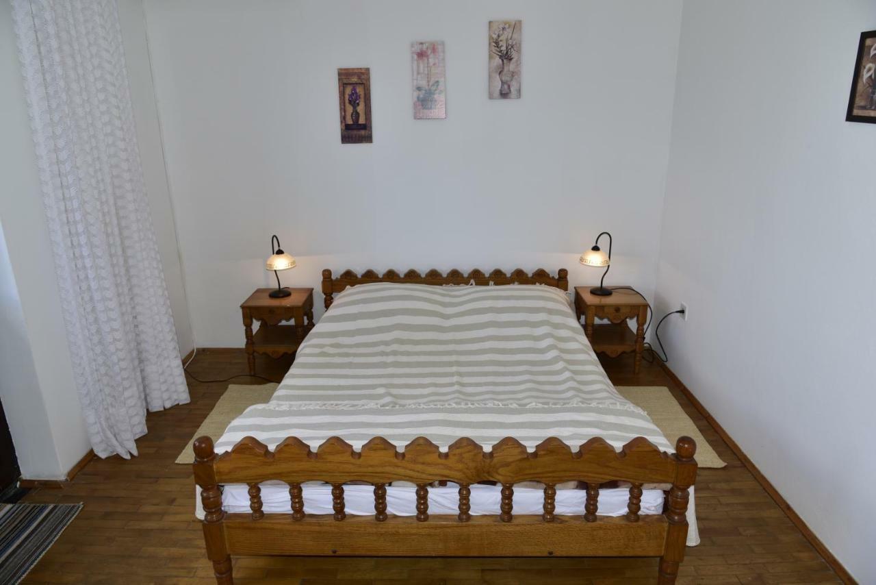 Apartment Palm Tree Малинска Екстериор снимка