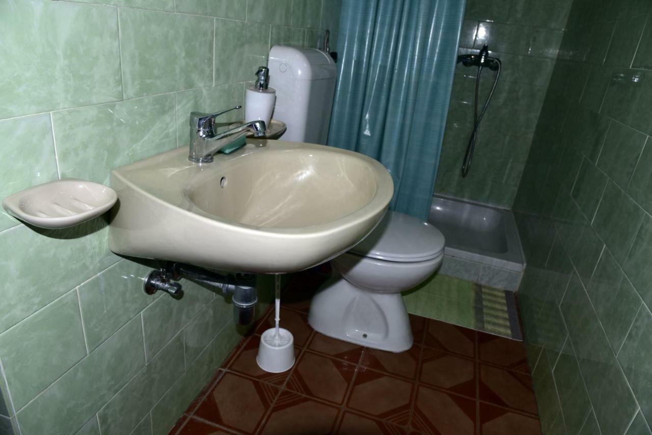 Apartment Palm Tree Малинска Екстериор снимка