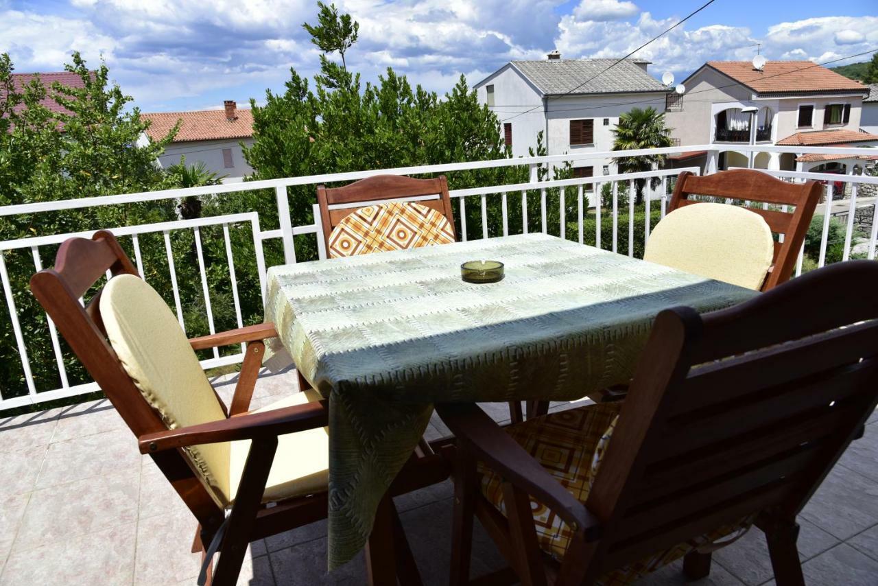 Apartment Palm Tree Малинска Екстериор снимка